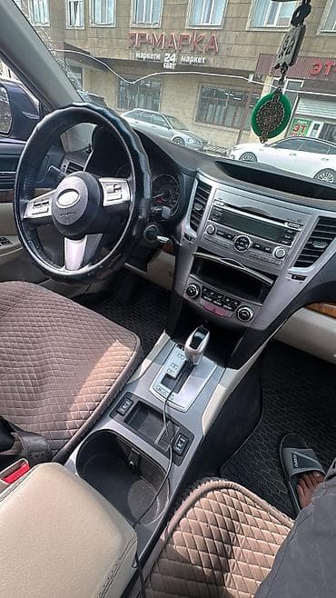 subaru autbek: Subaru Outback: 2010 г., 2.5 л, Автомат, Газ, Универсал — 6