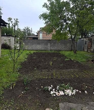 московская логвиненко: Продаётся дом под бизнес дом из 4 комнат +кухня+сан узел при доме — 9