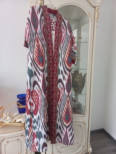 красный речка: Национальный узбекский адрас,ручной работы привезенный с Узбекистана — 1