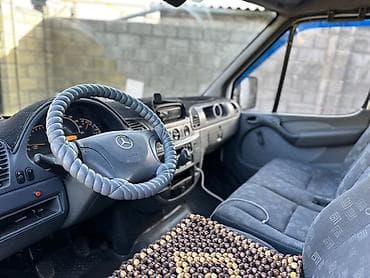 volvo daf: Легкий грузовик, Mercedes-Benz — 7