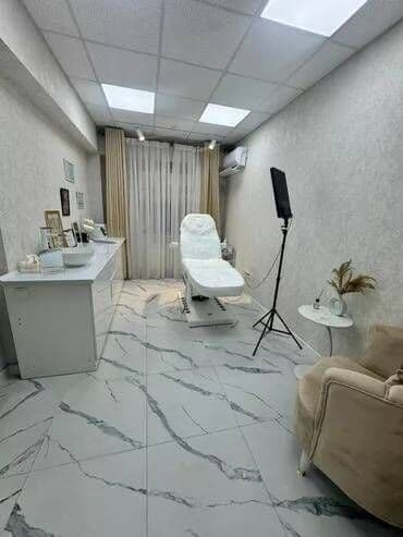 аренда коммерческое помещение: 🏢Комнат: 7 🏘️Микрорайон: 7 м-н 📊Состояние: Евроремонт 📄Документы — 7