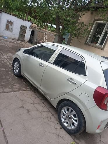 Транспорт: Kia Morning: 2017 г., 1 л, Автомат, Бензин, Хэтчбэк — 2