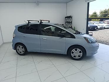 Транспорт: Honda Fit: 2010 г., 1.5 л, Автомат, Бензин, Хэтчбэк — 1