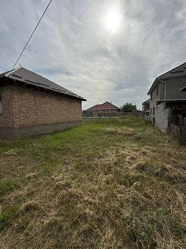 дом акбата: 🏡 СРОЧНО продаётся дом в Ак-Ордо 2! 📍 Район: Ак-Ордо 2 📌Ремонт — 2