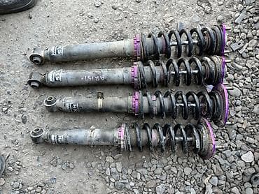 Комплект амортизаторов Toyota