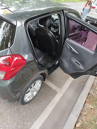 Продажа авто: Chevrolet Spark: 2018 г., 1 л, Автомат, Бензин, Хэтчбэк — 10