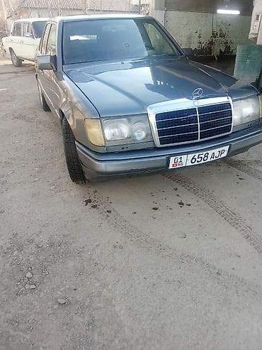 авто ауди 80: Mercedes-Benz W124: 1986 г., Седан — 6