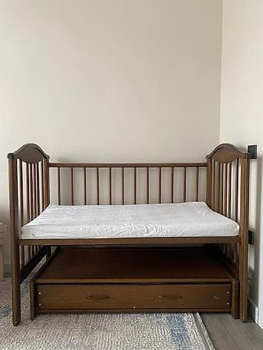 used bed: Продается детская кровать из дерева б/у — 1
