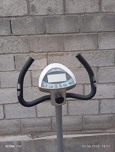 велот: Велотренажёр Horizon Fitness SL 3.0B (upright bike) - Тип — 4