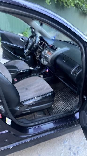 аренда carnival: Honda Jazz: 2007 г., 1.3 л, Автомат, Бензин, Хэтчбэк — 6