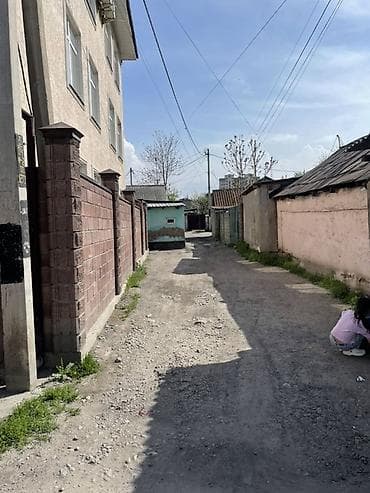 1room flat: Продаю Центр! Район Карпинки! Осмонкула 52. Пересечение — 1