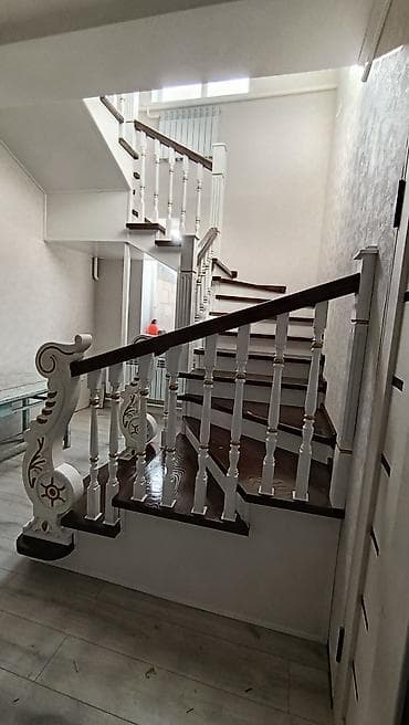 Рекламное оборудование: Лестница тепкич заказ алабыз Карагач . сосна. фанера шпон менен — 4