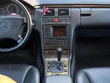 bud e5: Mercedes-Benz E-Class: 1997 г., Автомат, Седан — 3