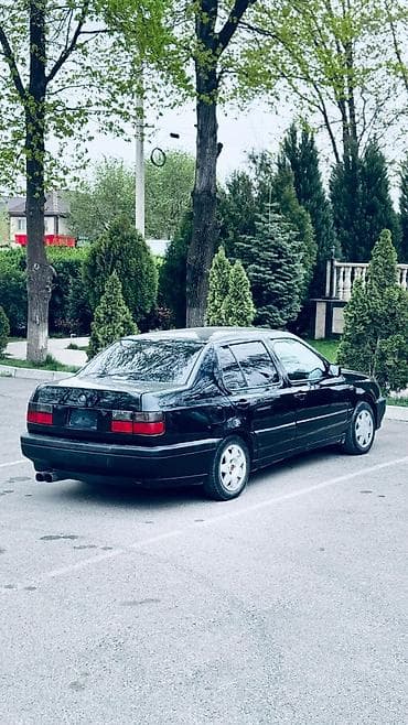 купить вента: Volkswagen Vento: 1993 г., 2 л, Механика, Бензин, Седан — 2