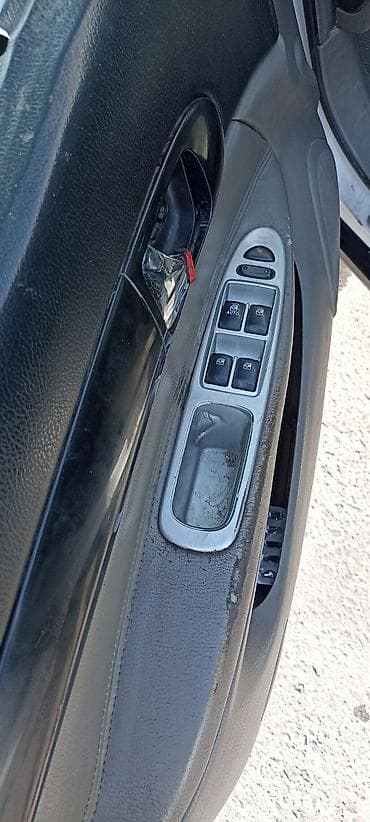 мега авто: Daewoo Magnus: 2004 г., 1.8 л, Механика, Бензин, Седан — 6