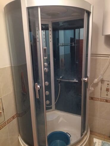 аквариум с рыбой: Душевая кабина Полукруглая, Покрытие: Тонированное — 5