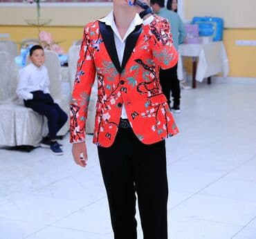 Шымдар: Мужской пиджак ярко-оранжевого цвета с цветочным принтом и — 1