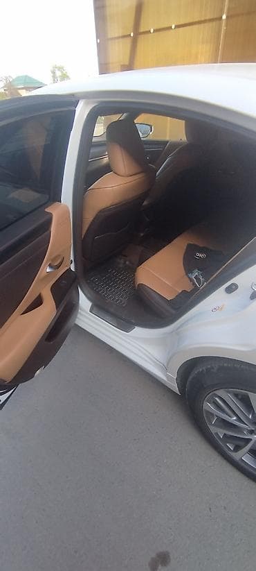 rx 2016: Lexus ES: 2019 г., 2.5 л, Типтроник, Гибрид, Седан — 4