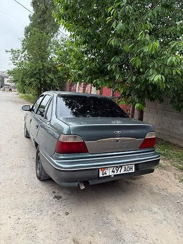 Daewoo Nexia: 2005 г., Механика, Бензин, Седан