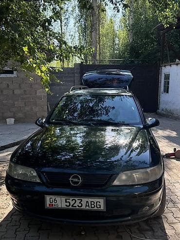 Opel Vectra: 2000 г., 1.8 л, Механика, Бензин, Универсал — 2