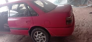 audi q7: Mazda 626: 1991 г., Механика, Седан — 5