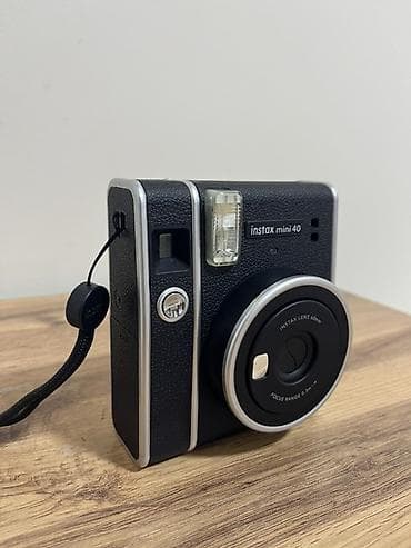 фотогра: Срочно продается полароидная фотокамера - Fujifilm Instax Mini 40 — — 2