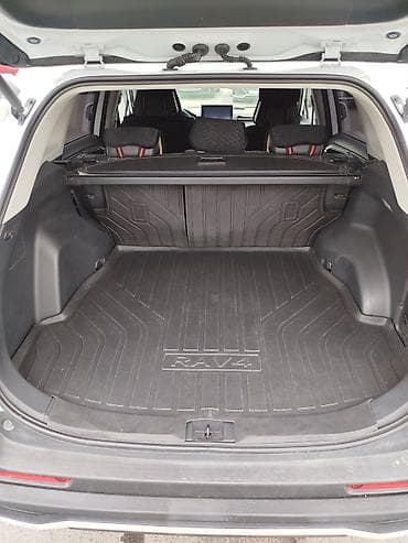 Продажа авто: Toyota RAV4: 2021 г., 2.5 л, Автомат, Гибрид, Кроссовер — 3