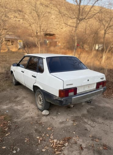 продается в рассрочку авто минивен степ вагон: ВАЗ (ЛАДА) 21099: 1995 г., 1.5 л, Механика, Бензиновая, Седан — 1