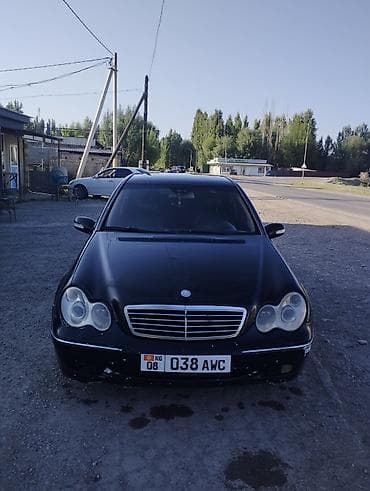 Mercedes-Benz C-Class: 2001 г., 2 л, Автомат, Бензин, Седан — 1