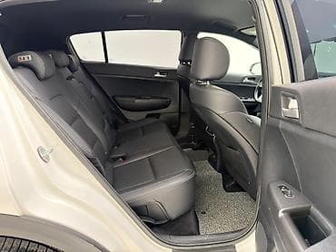 golf variant: Kia Sportage: 2019 г., 2 л, Дизель, Кроссовер — 10