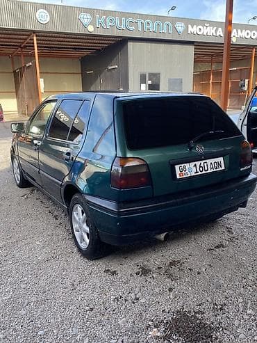 Volkswagen Golf: 1995 г., Бензин, Хэтчбэк