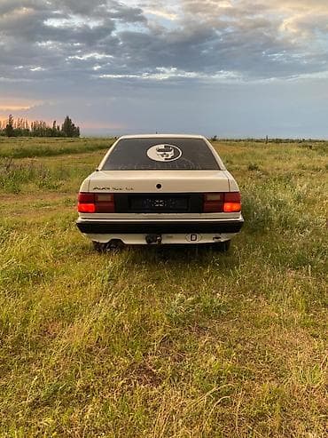 марат авто: Audi 100: 1986 г., 2 л, Механика, Бензин, Седан — 9