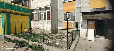 4 bedroom: 1 комната, 42 м², 105 серия, 1 этаж, Старый ремонт — 1