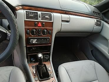 ауди 2 3 инжектор: Mercedes-Benz E-Class: 1998 г., 2.4 л, Кол менен иштөөчү, Бензин, Седан — 3