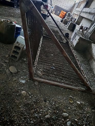 продаю сейфы: Сеялка для чернозёма, торфа под грузовую технику,сделанный из арматуры — 2