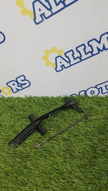 лексус бишкек: Lexus ES330 v-3.3 2006 год, крепление аккумулятора — 1