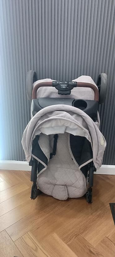 ре: Прогулочная коляска Daisy, цвет серый - Компактное сложение книжкой — — 1