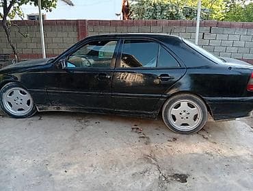 v class: Mercedes-Benz C-Class: 1993 г., Седан — 5
