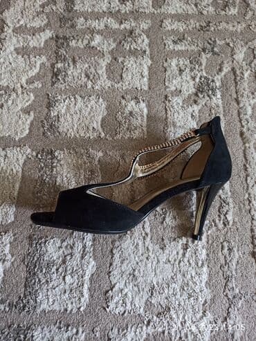 туфли черные с открытым носиком: Туфли замшевые новые. Фирма Kadina На выход очень красивые и изящные — 4