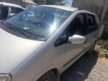 Ford Galaxy: 2001 г., Минивэн — 4
