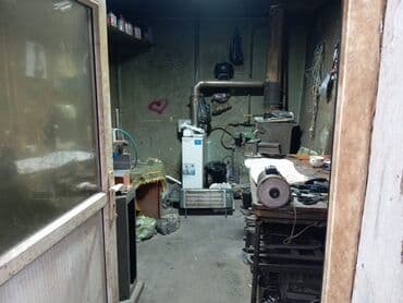 продаю дом восточный автокзал: Үй, 50 кв. м, 3 бөлмө — 9