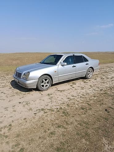 Продажа авто: Mercedes-Benz E-Class: 1996 г., Седан — 3