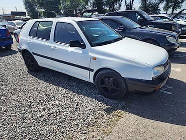 Унаа: Volkswagen Golf: 1993 г., 1.8 л, Кол менен иштөөчү, Бензин, Хетчбек — 4