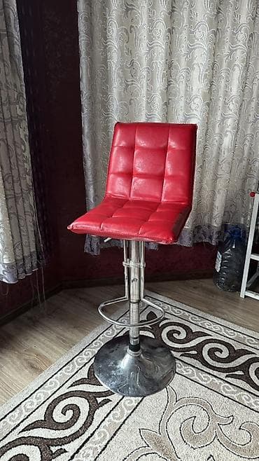 Барный стул