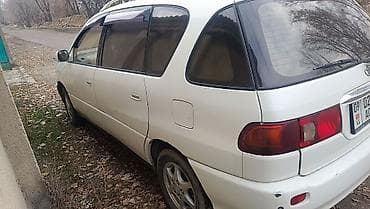 lexus es 460: Toyota Ipsum: 2001 г., 2 л, Автомат, Бензин, Минивэн — 3