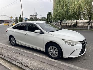 range rover 2002: Toyota Camry: 2017 г., 2.5 л, Автомат, Бензин, Седан — 3