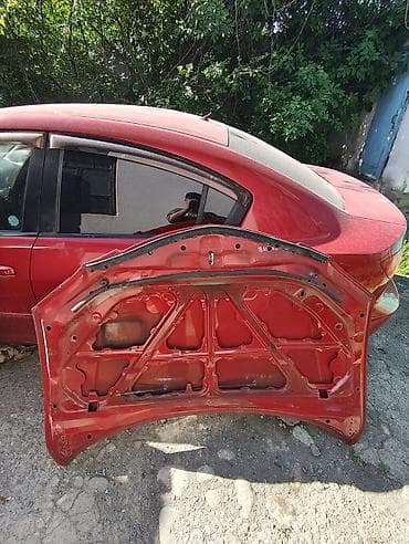 mazda: Капот Mazda — 5