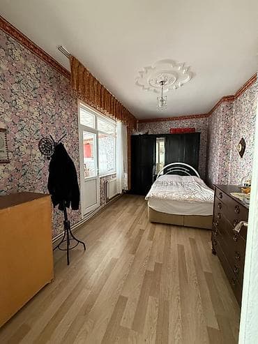 южный берег: 5 и более комнат, 200 м², 5 этаж — 5