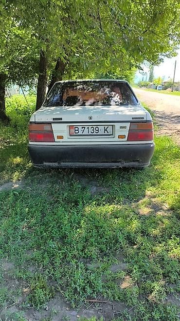 ауди 100 с: Mazda 626: 1985 г., 2 л, Механика, Бензин, Седан — 3