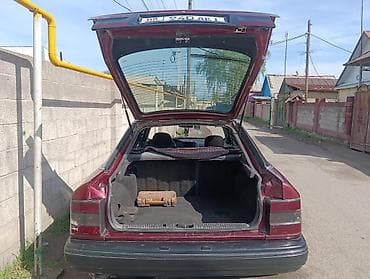 Ford Sierra: 1993 г., 2 л, Кол менен иштөөчү, Бензин, Хетчбек — 4